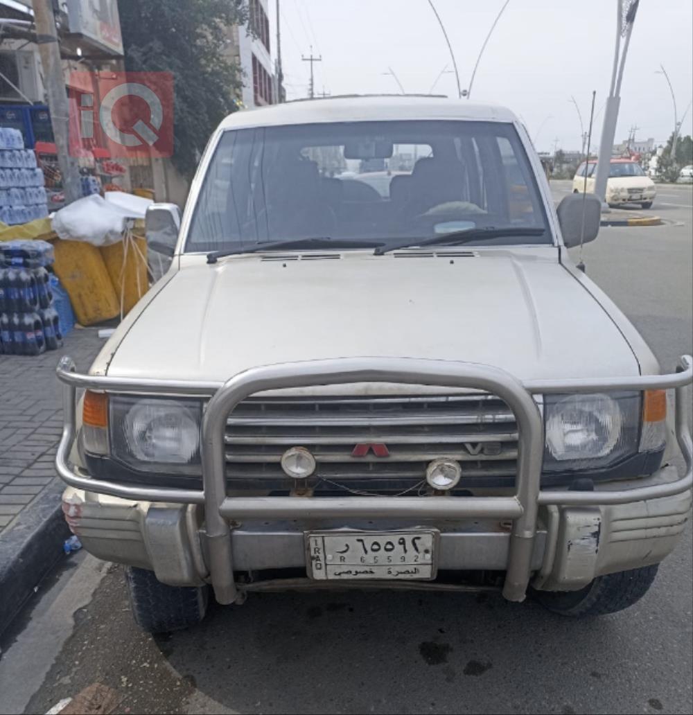 ميتسوبيشي باجيرو